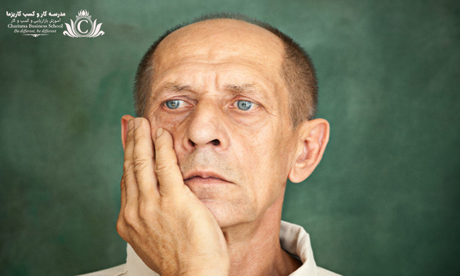 انتخابهایی که برای همیشه پشیمانتان خواهد کرد 3 بیان کردن احساسات خود به دیگران میتواند باعث بهبود روحیه شود