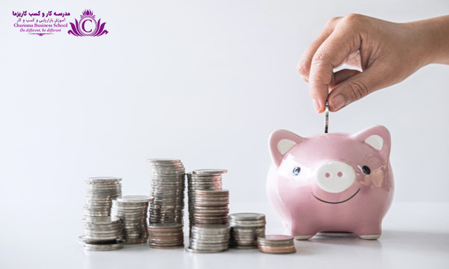 چگونه هوش مالی را برای افزایش ثروت توسعه دهیم؟ 3 یکی از موارد عالی در پولدار شدن پس انداز دائم در رابطه با اهداف سرمایه گذاری است