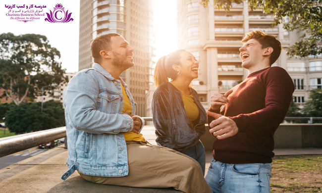 10مورد از اسرار افرادی که به خوبی دیگران را متقاعد میکنند 4 خود واقعیتان باشید و نقش کسی را بازی نکنید تا اعتماد به نفس بالایی داشته و افراد قبولتان داشته باشند