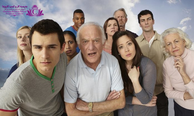 مواردی که افراد برای قضاوت درباره شخصیت شما استفاده میکنند 2 رفتارهای ناخودآگاه ما میتوانند به بیان چگونه بودن شخصیت ما بپردازند